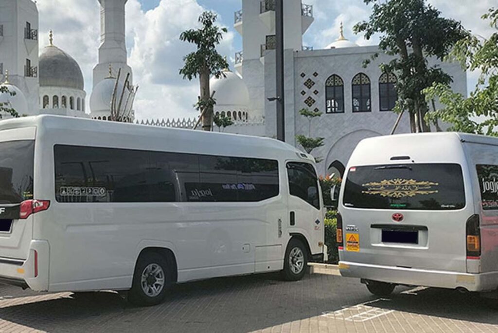 Hiace Wisata Trans