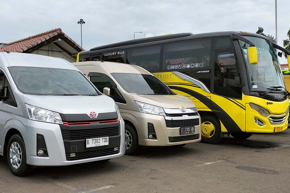 sewa hiace serpong utara