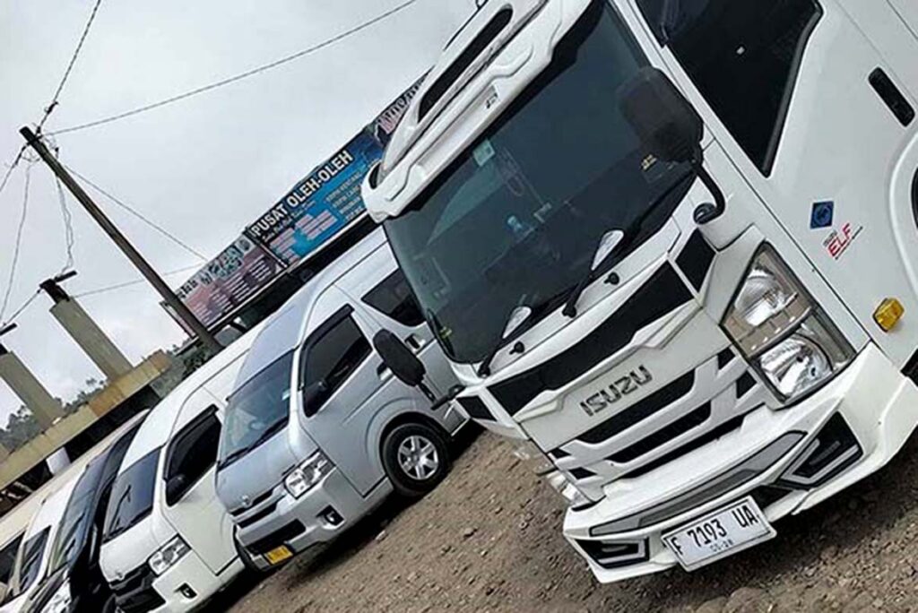 Sewa Hiace Jakarta Bali