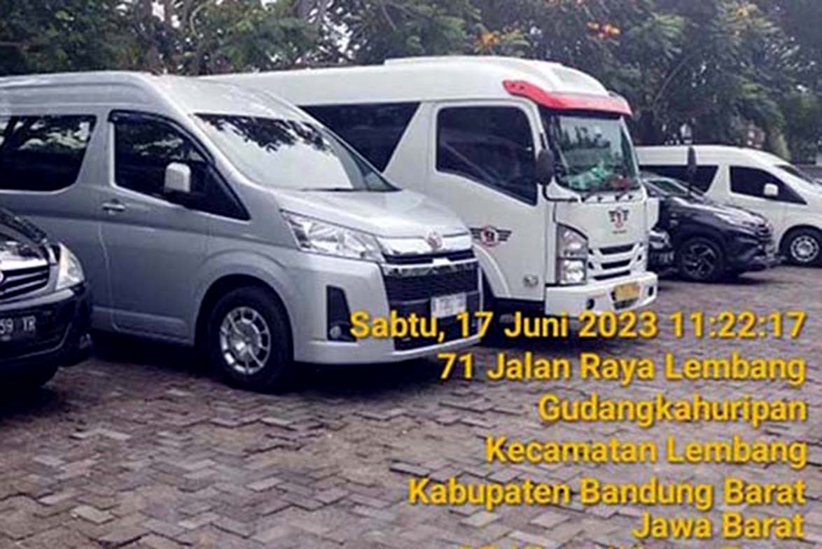 Sewa Toyota Hiace Bojongkerta