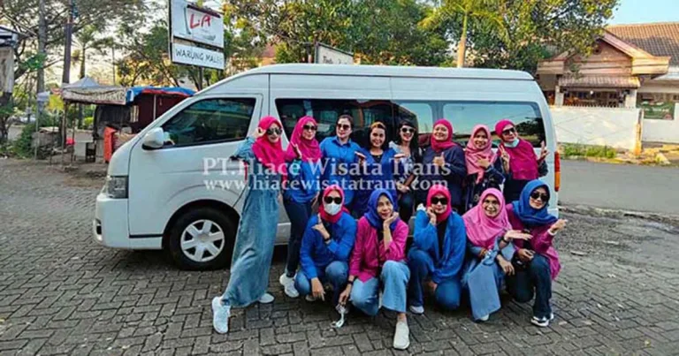 Sewa Toyota Hiace Cicurug