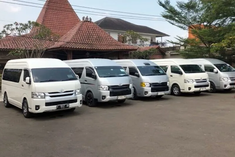 Sewa Mobil Hiace Katulampa