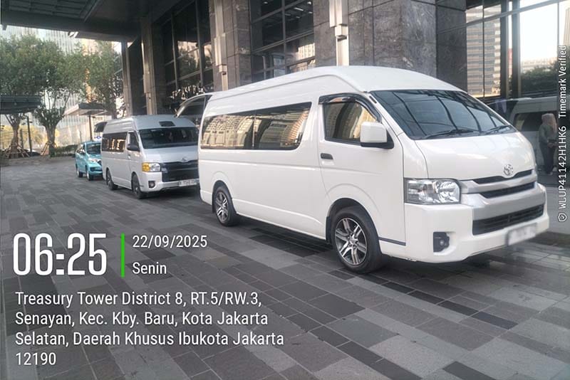 Sewa Hiace Beji Depok