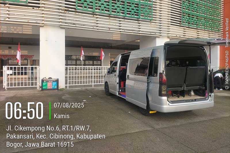 Sewa Hiace Cibinong